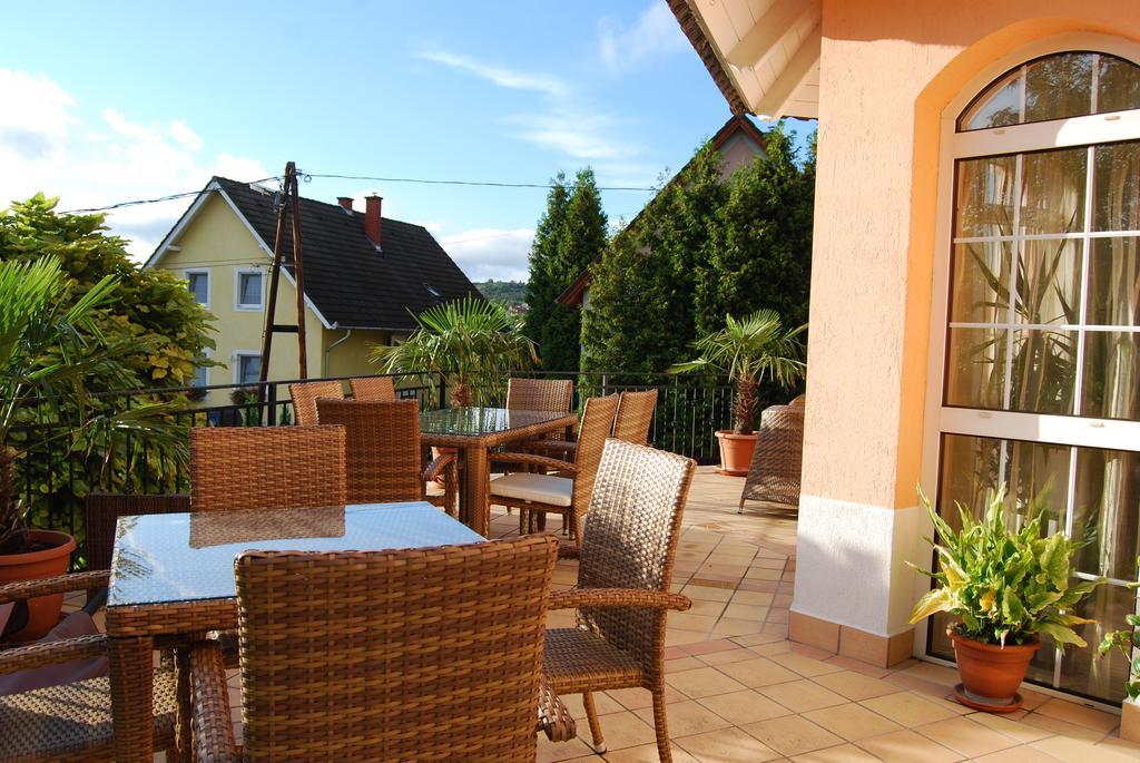 Barackvirag Vendeghaz Hotel Tihany Exterior foto